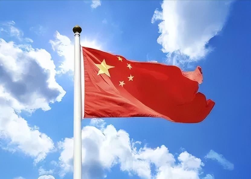 想不通，我们穷的时候谁都不怕，反而美国总统尼克松主动找上门来中国！我们现在如此强