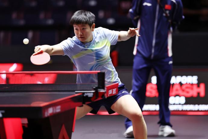 认真备战 孙颖莎 WTT新加坡大满贯2026
