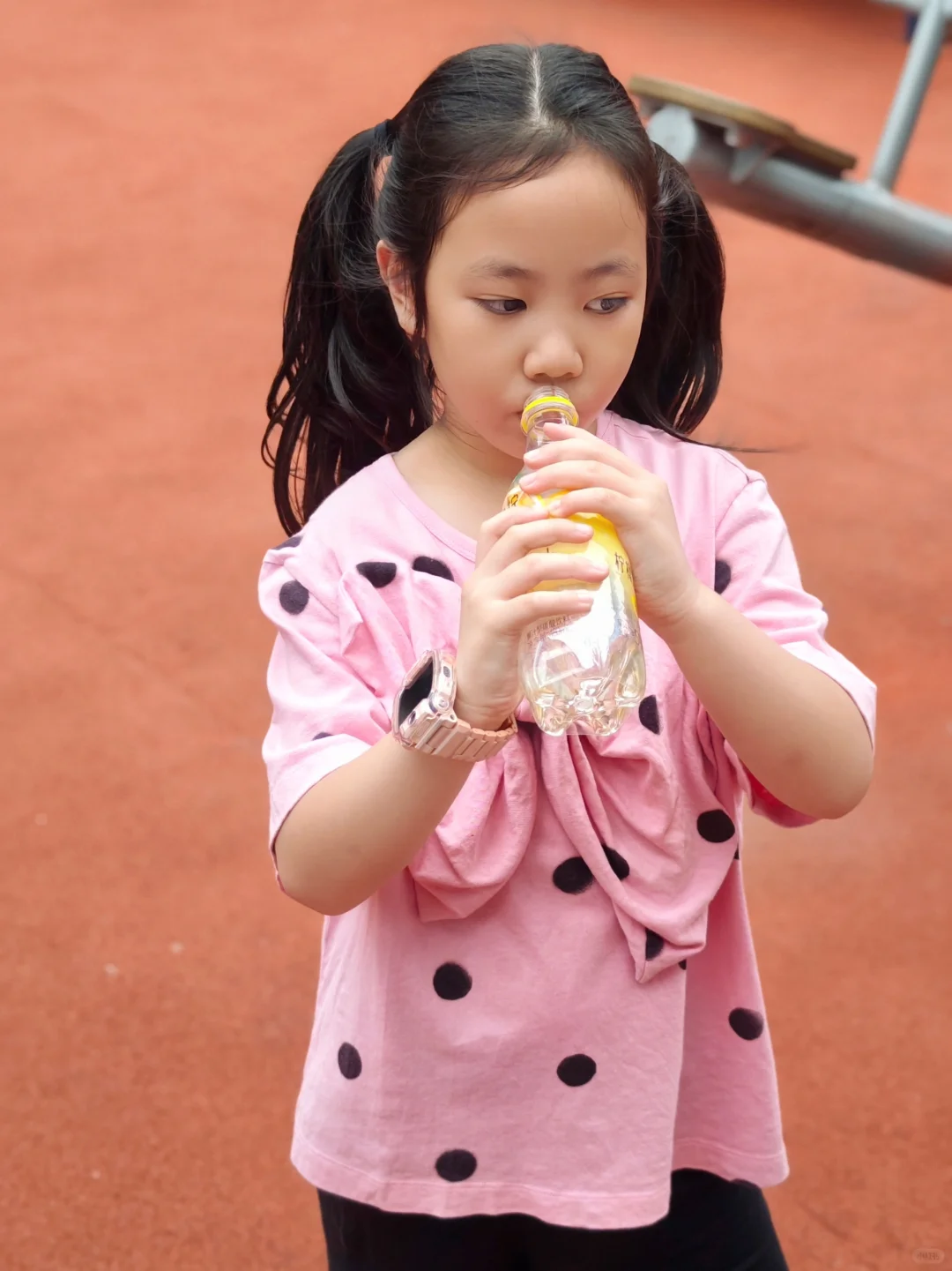 柠檬气泡水，和好朋友一起分享呀~