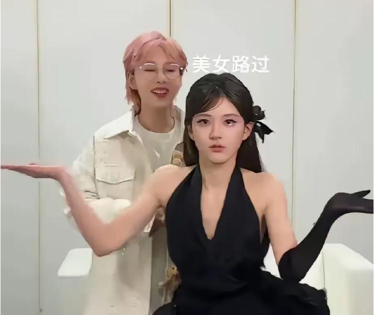 赵露思，你可长点心吧[机智][机智]

凭借搞怪和可爱，赵露思收获了无数粉丝的喜