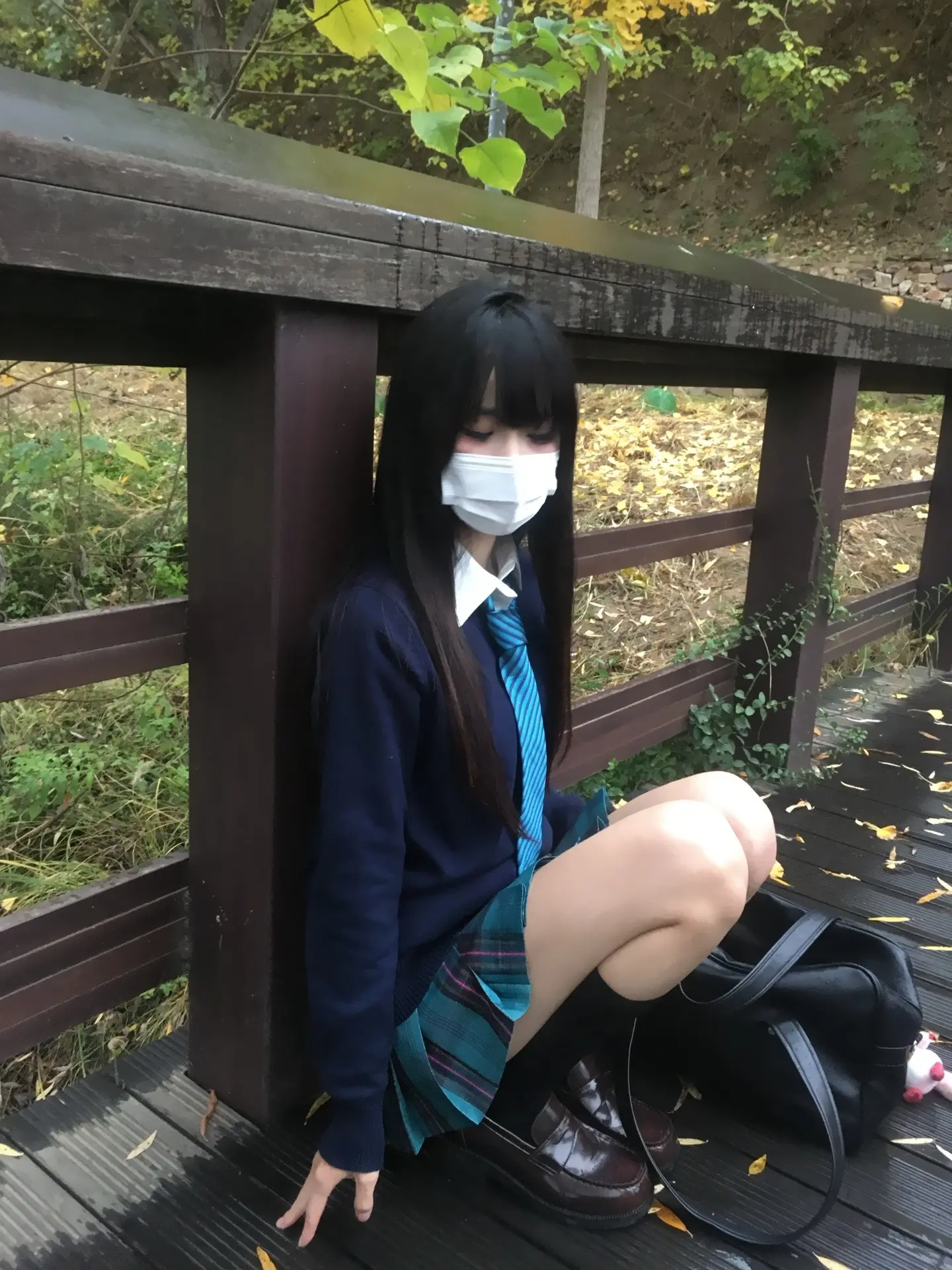 天冷添衣。