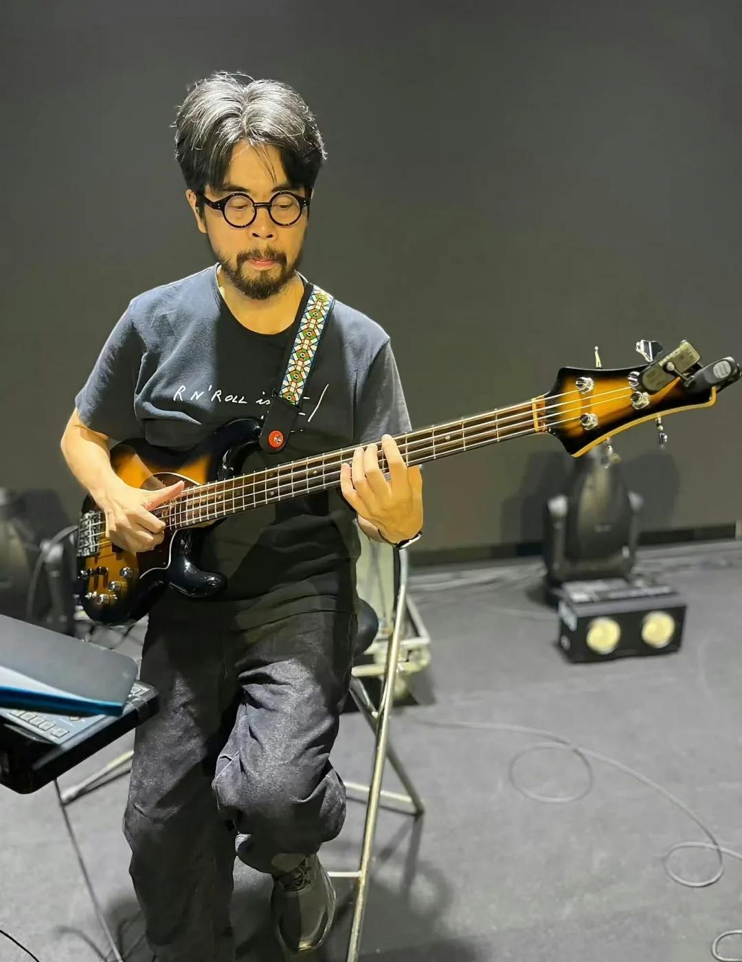 知名音乐人蔡坤奇自曝得了渐冻症
中国台湾知名音乐人蔡坤奇自曝得了渐冻症，因为无力