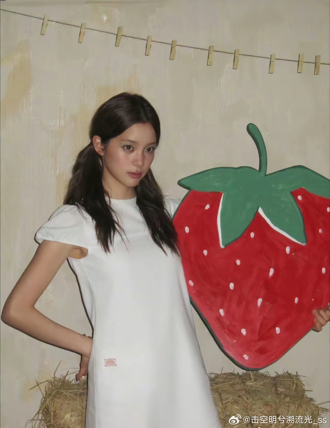 天赋型审美选手实锤！欧阳娜娜审美天赋，红毯可以演绎复古爵士风华，私服松弛随性又很