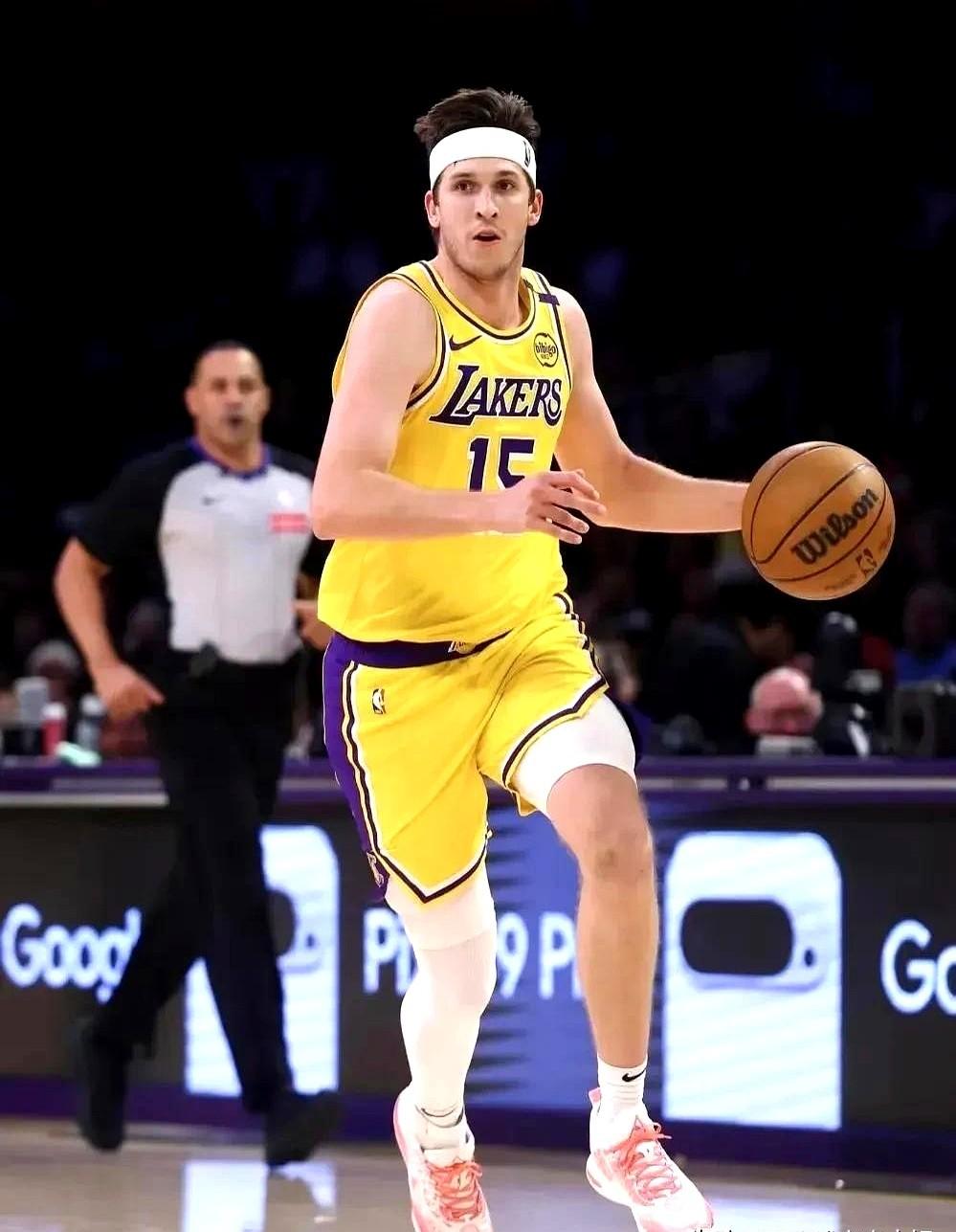 湖人这笔签约，真是给得太“值”了。

尼克斯用四年一亿零四百万签下布伦森，现在看