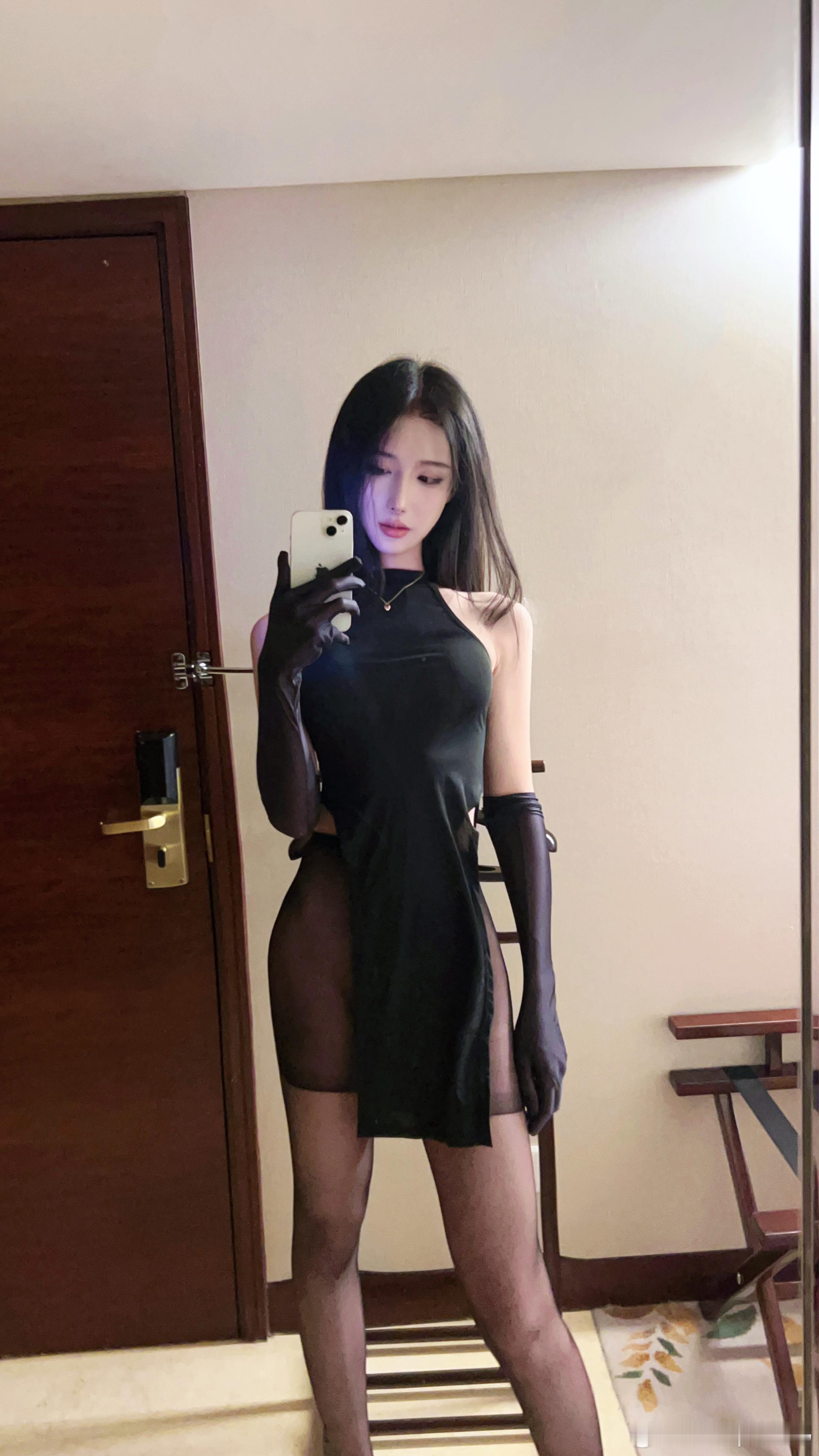 男妈妈香不香颜值美女穿搭  ​​​