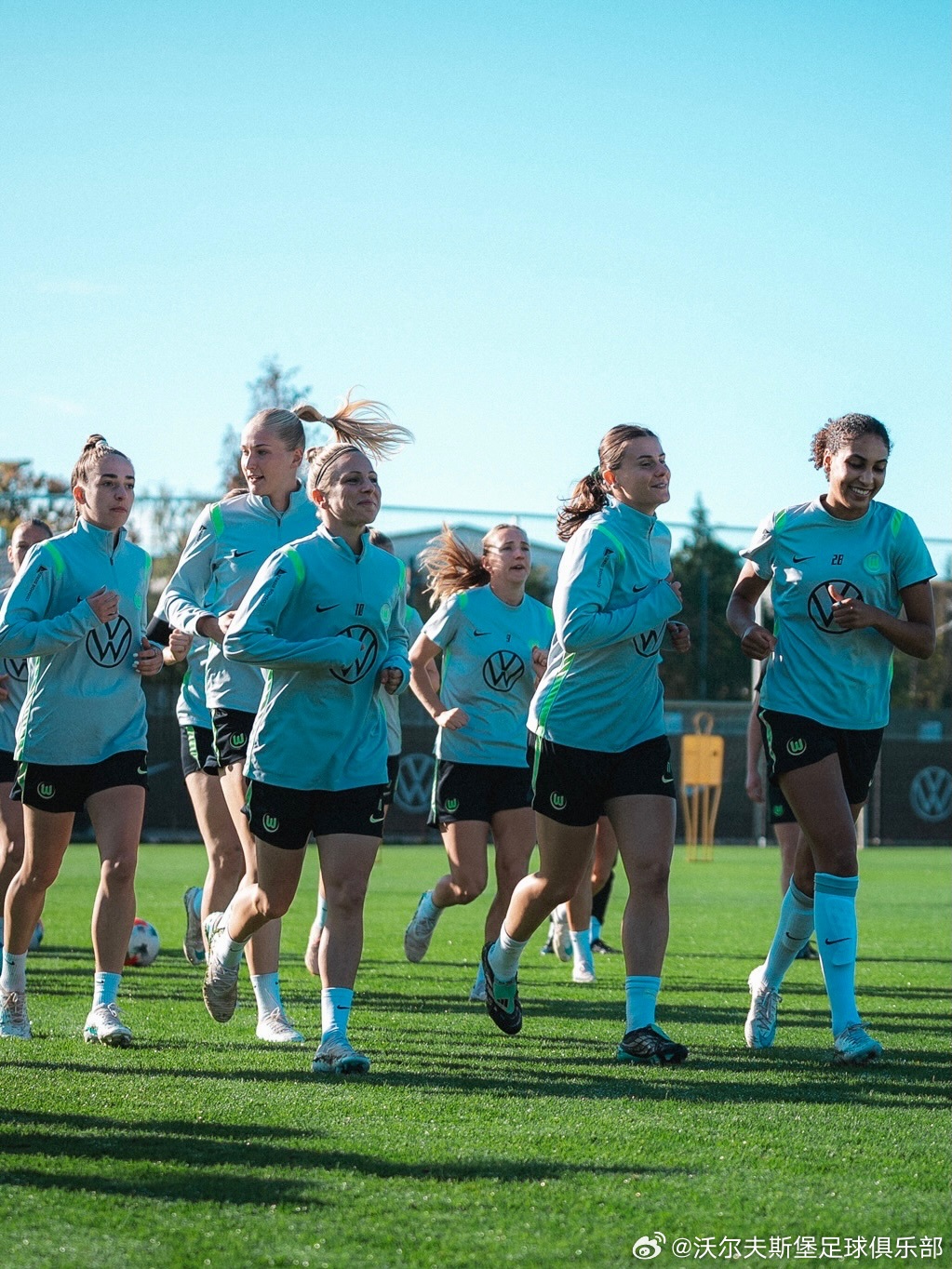 🐺⚽【狼堡女足今晚出战！四连胜之后，客场挑战美因茨】北京时间10月19日凌晨0