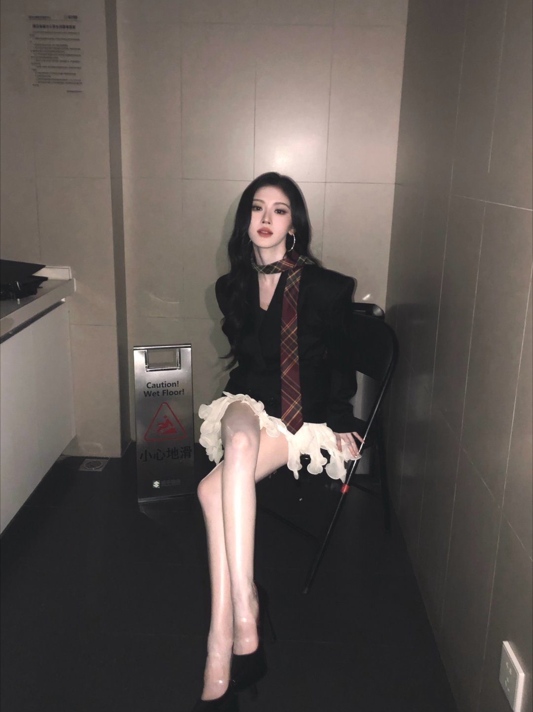 满屏都是腿....女神级别 