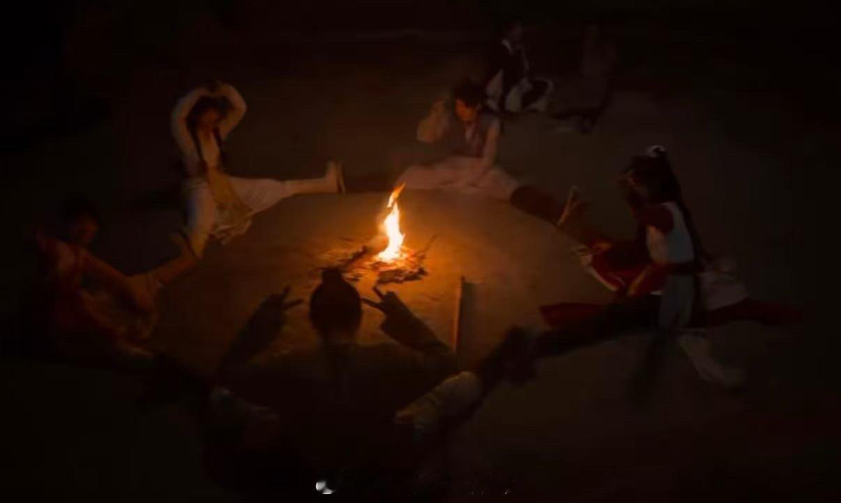 费启鸣新剧海市蜃楼豆瓣开分8.1 《海市蜃楼》以豆瓣8.1的高分开局，证明了高品