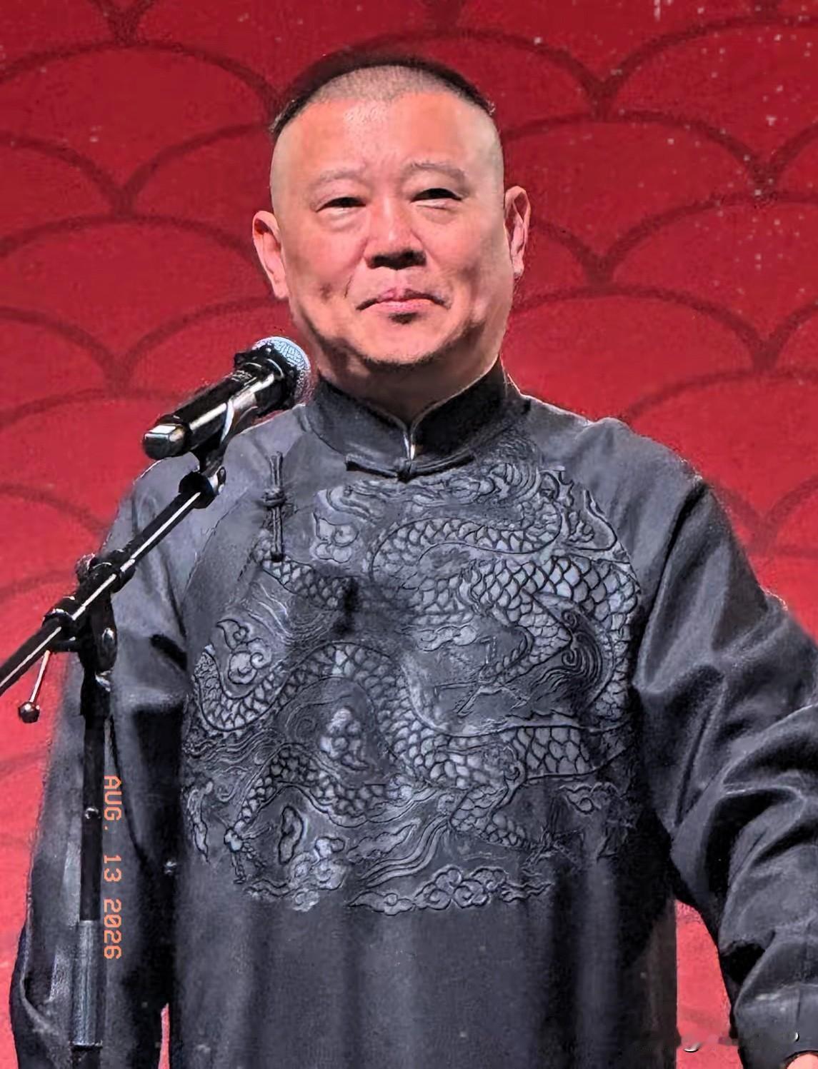 郭德纲改歌这事，最麻烦的不是他会不会被停演，也不是德云社要赔多少钱，而是在于舆论