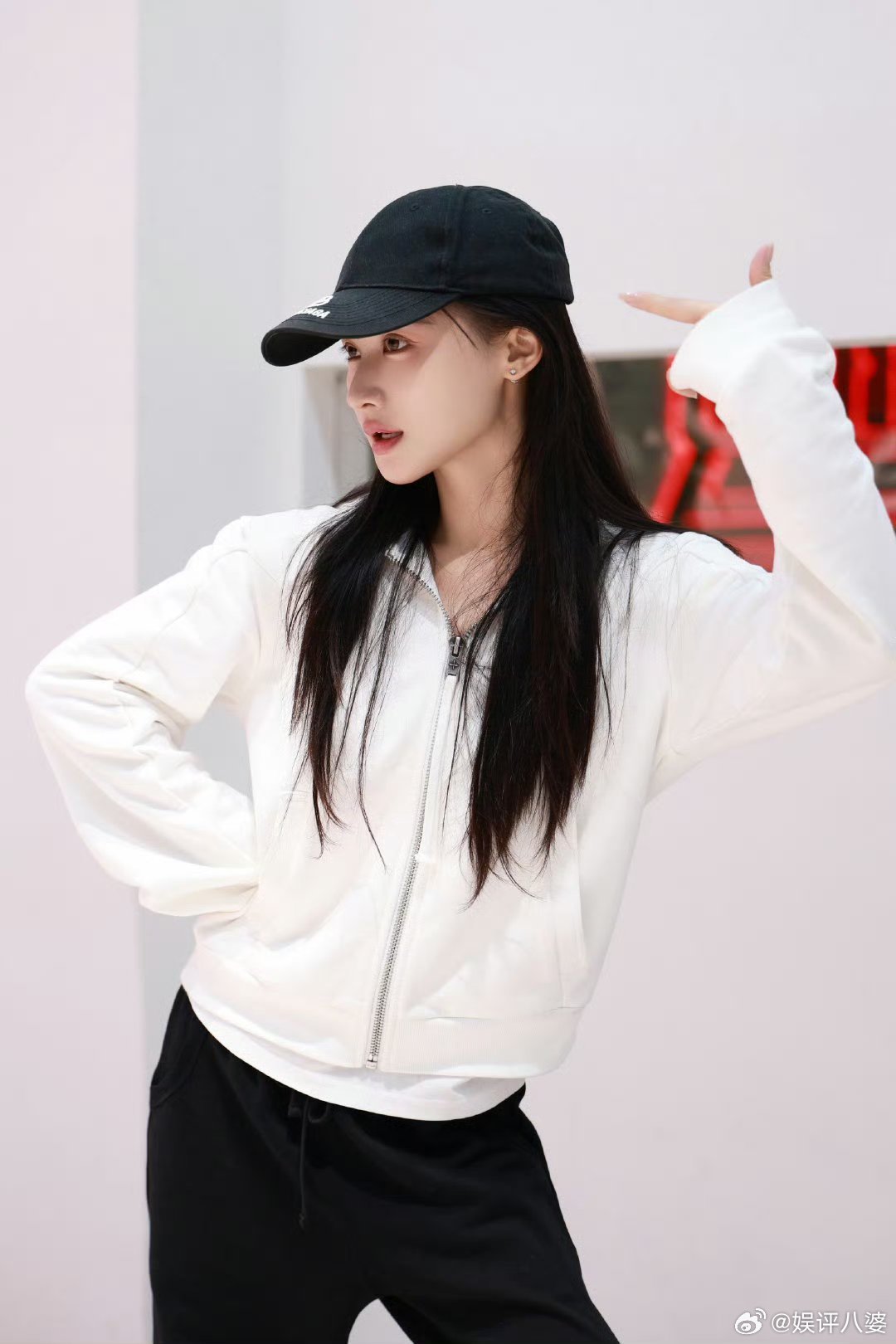 何宣林是蒋龙的班主任谁懂啊!翻出《乘风》这层“瓜”直接惊掉下巴🤯何宣林居然是蒋