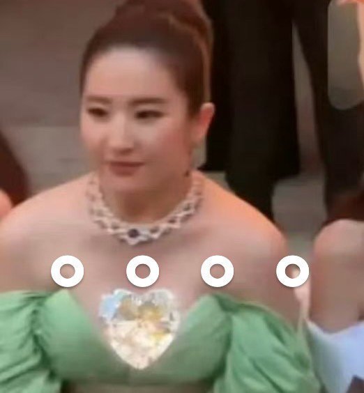 金鹰奖你听说过穿盗版的星光女吗你听说过被电影圈退货，部部亏损的星光女吗你听说过没