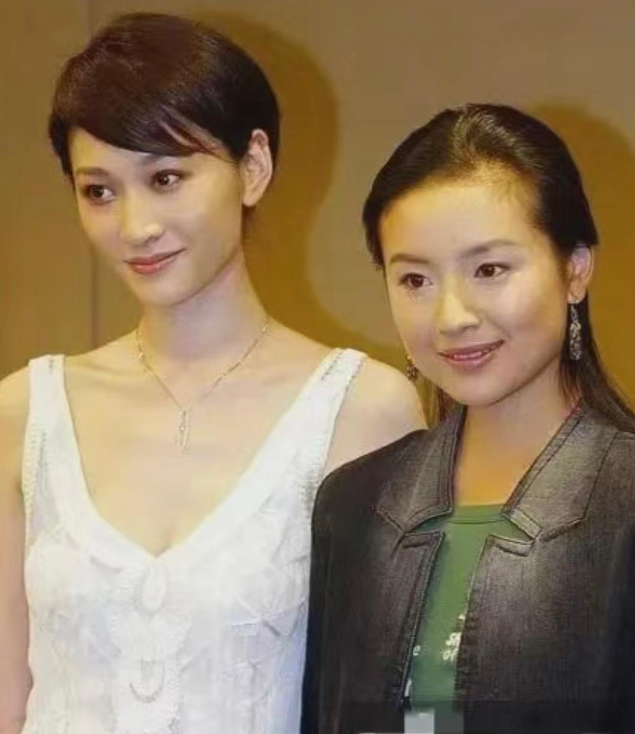 #李小冉 基因# 无论谁来了、她都要压一把的存在，真又高又白 ​​​