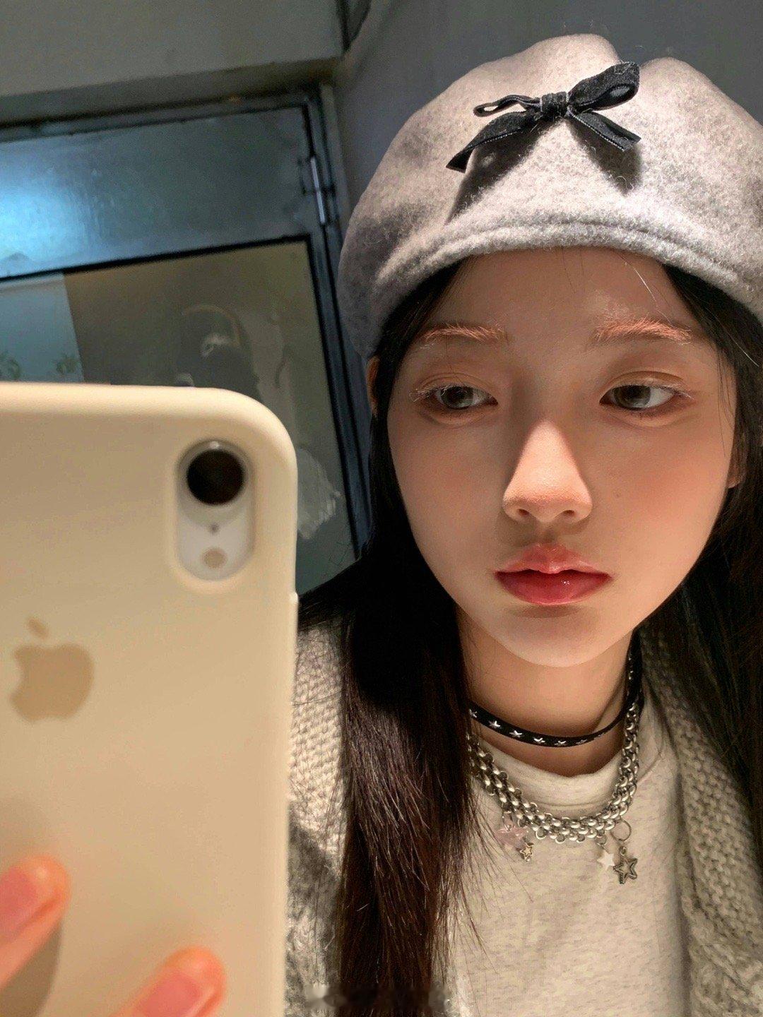 组成天使的一部分是她的生活 