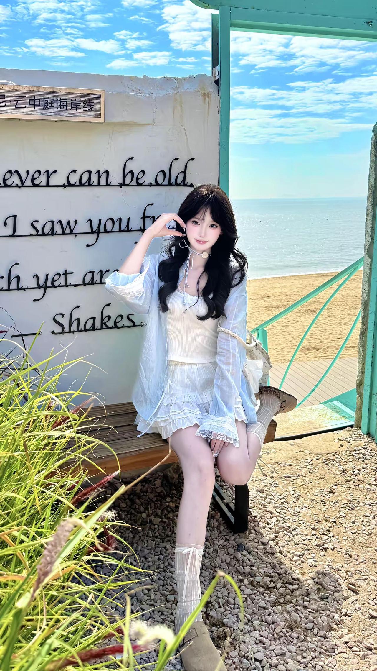 𝔹𝕝𝕦𝕖 𝕤𝕖𝕒 𓈒𓂂𓇼𓈒🐋𓈒𓏸  𓈒𓐍海边穿搭