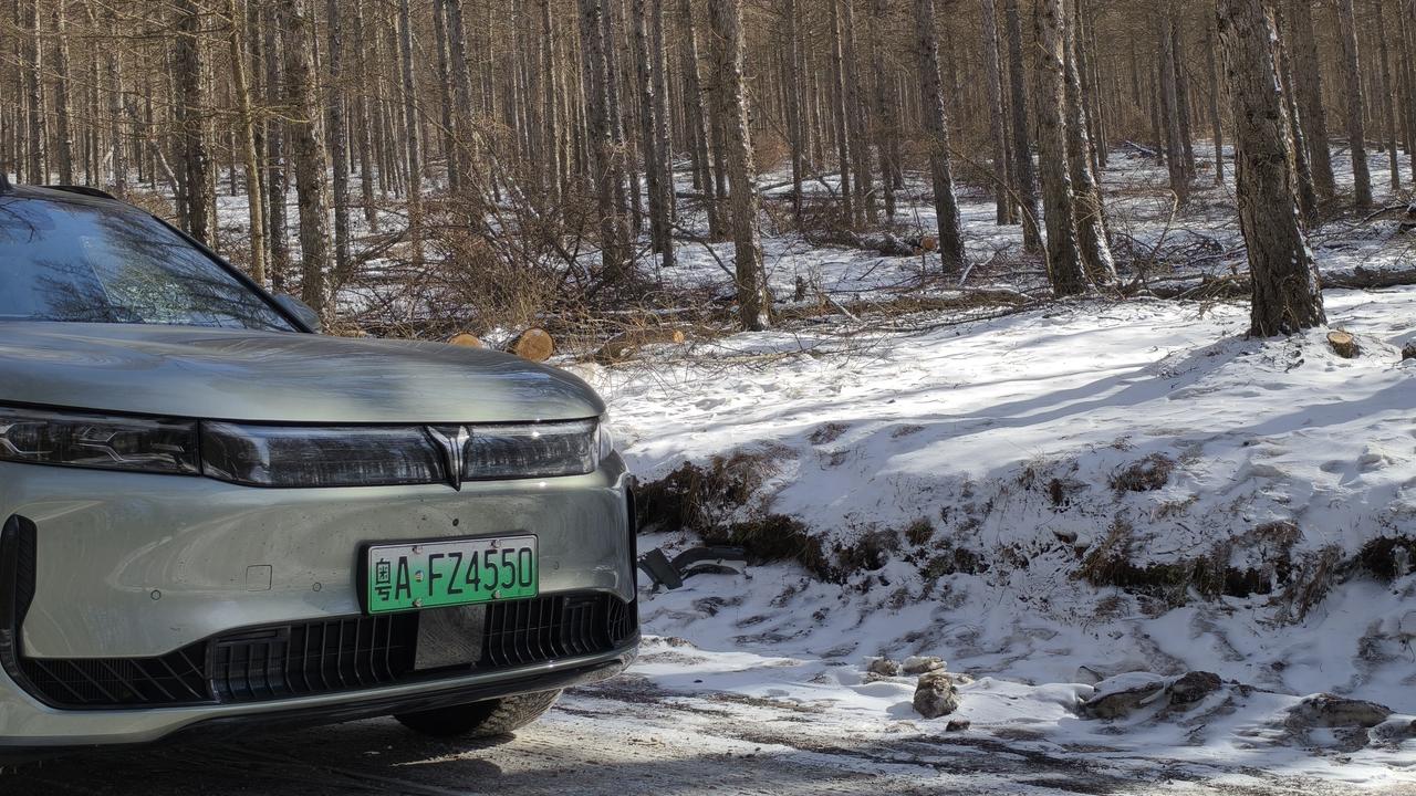 这次开车去崇礼玩雪
总共跑了5300多公里
比较不可思议的是
我以前开车只是偶尔