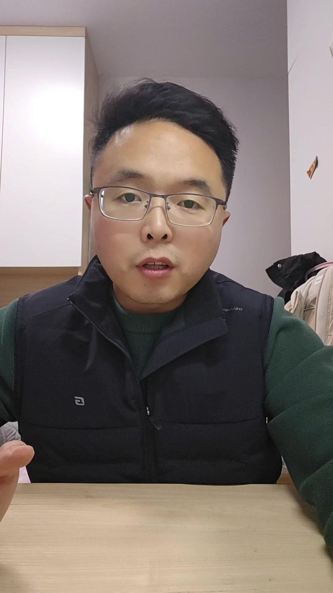 朋友们，当你真正尝试从0到1自学一项技能，就会发现根本没有所谓的“邪门捷径”，唯