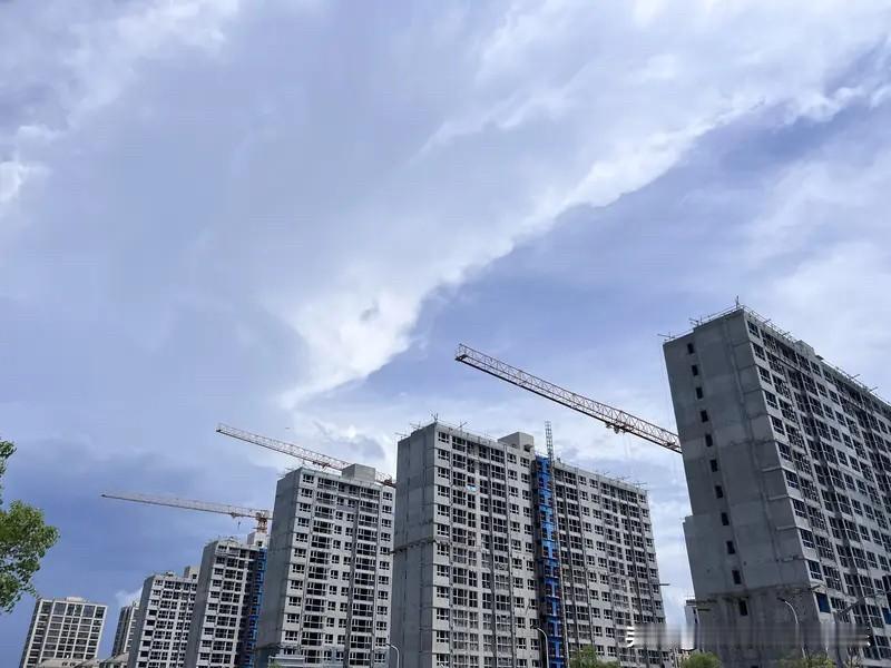 现在房价老是涨不起来，和这几年房价跌太多了也有关系。
大家发现了没。
这段时间楼