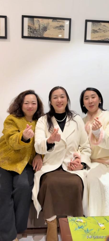 2万块注册资本，2.5小时破亿。
一个曾经懦弱的女人，现在成了直播江湖的“浩男