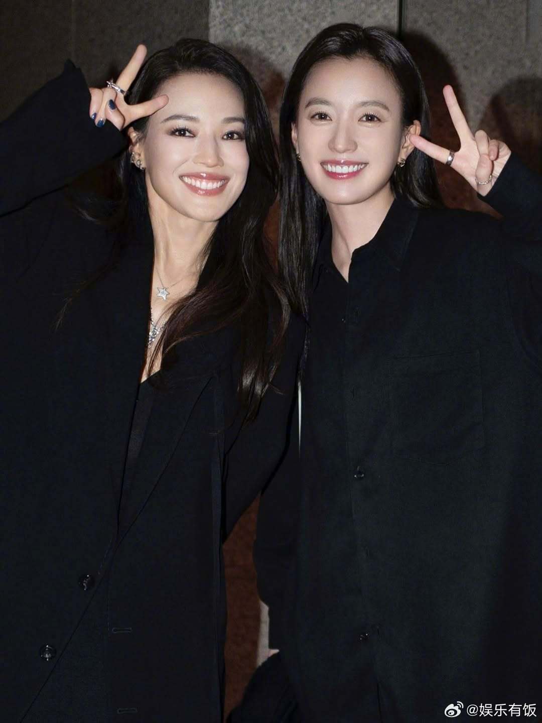 舒淇韩孝周合照舒淇晒和韩孝周合照 晒和韩孝周合照，两位美女太养眼了！ ​​​