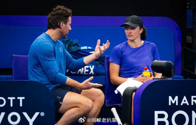 斯瓦泰克与教练结束合作 离开费塞特！是一个虽迟但到，痛定思痛后非常明智的决定。看