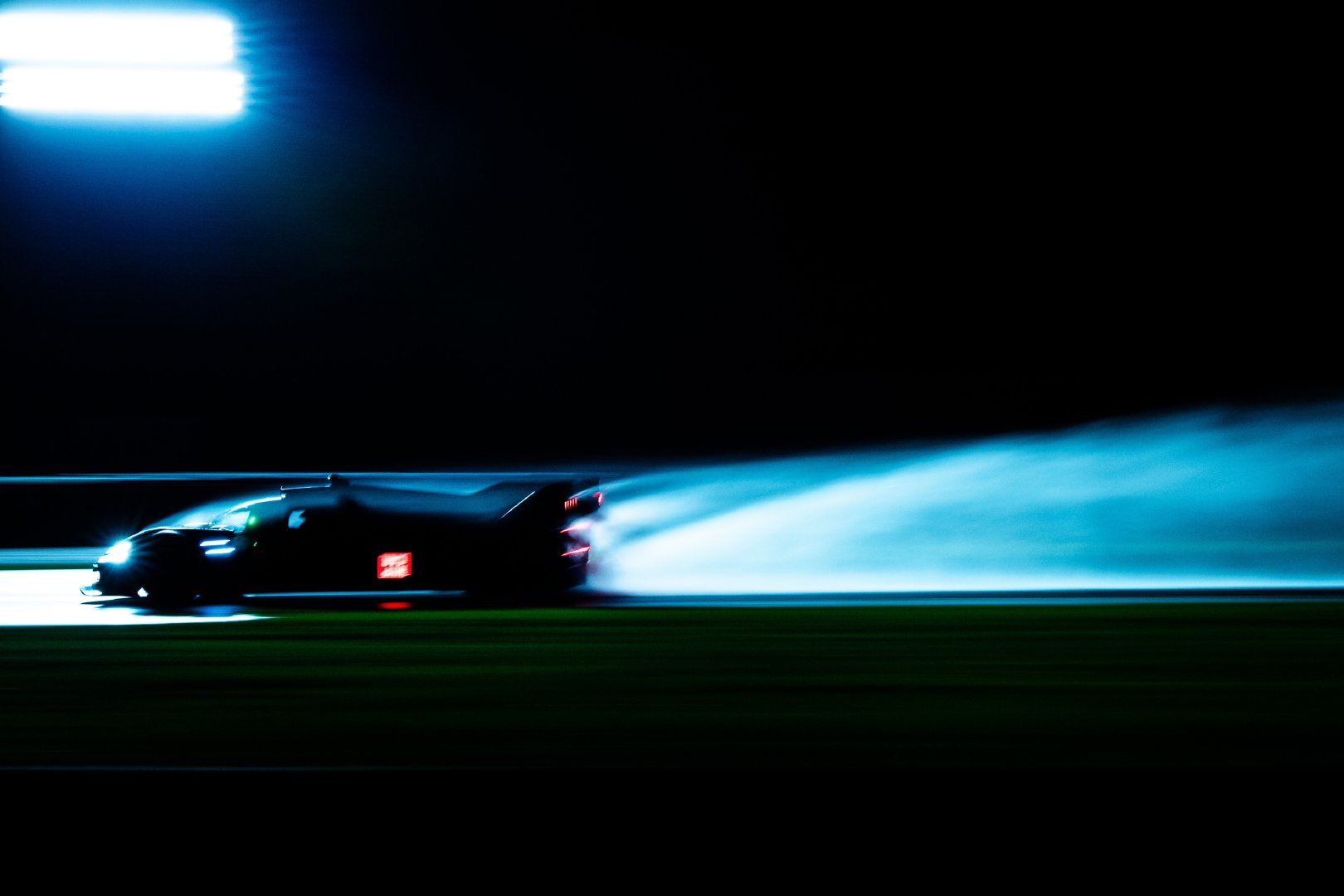 世界耐力锦标赛wec 去年代表保时捷赢得 IMSA 年度车手冠军后，Mathie