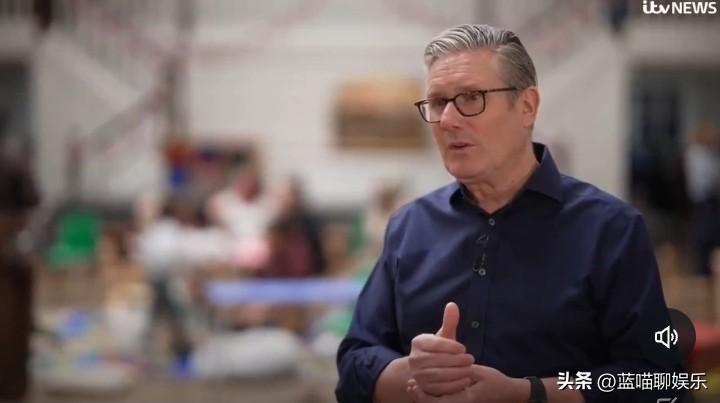 斯塔默回应川普在社交媒体嘲讽他。
“我和川普确实有过一些艰难的讨论但他的很多言论