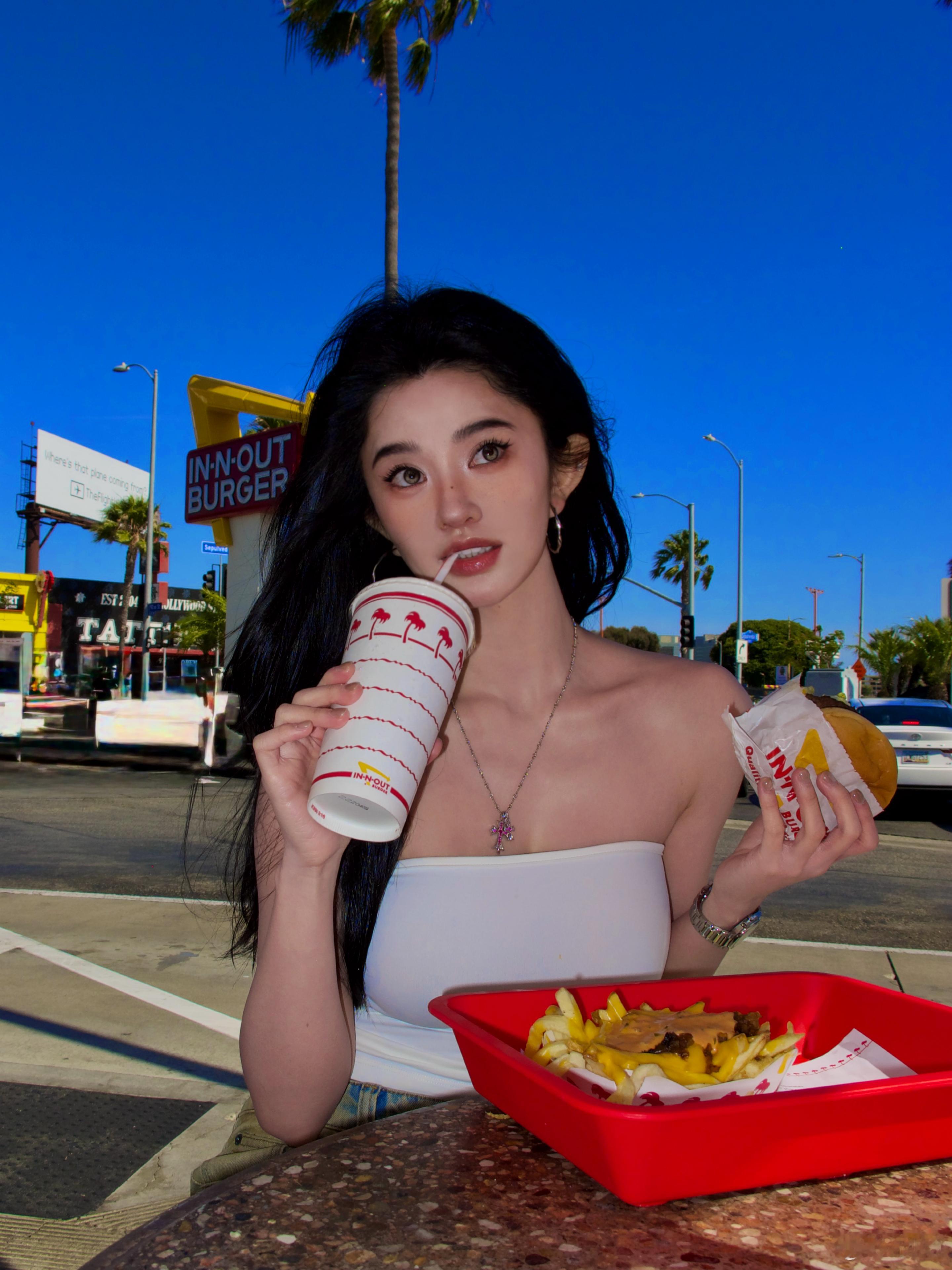 🍔🏜️🗺️ 