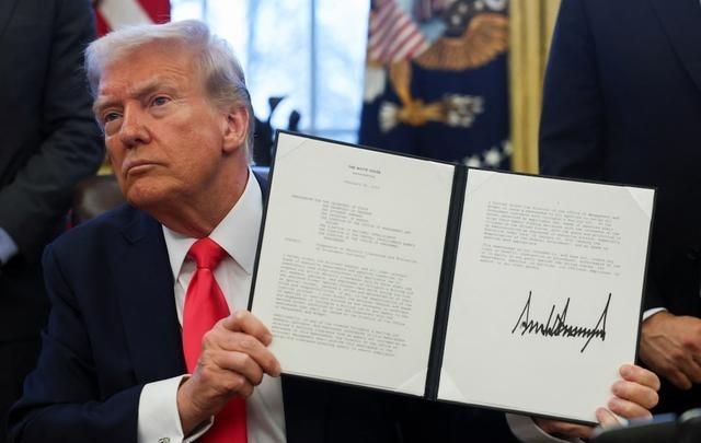 特朗普单日“退群”66个，美专家：将让中国获得“天赐良机”

特朗普政府这回动作