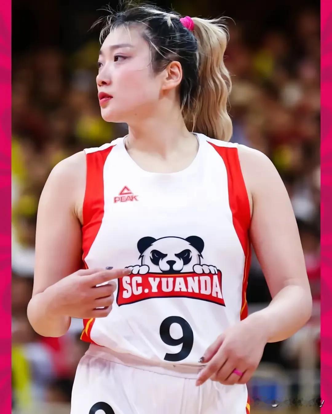 李梦率领四川远达美乐女篮新赛季冲击冠军。
2024-2025WCBA联赛将于明天