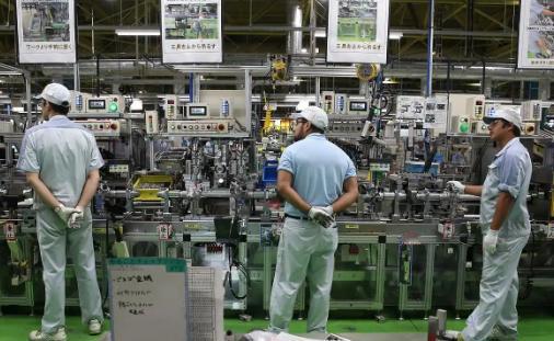 日本突然亮出“技术封锁牌”！8月16日起高端五轴机床被盯上，中国制造会被卡脖子吗