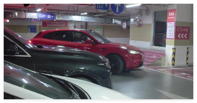 最近大家都在问DeepSeek怎么选手机、怎么选车，我也跟风在DeepSeek上