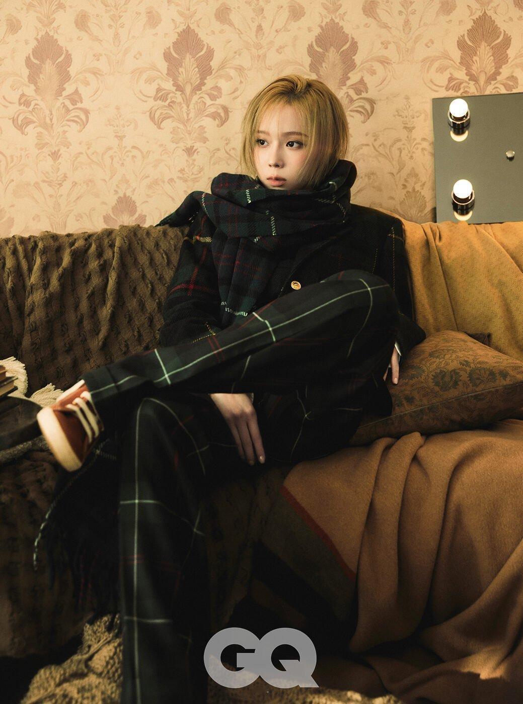 241118 GQ KoreaP.192 / KIND OF WINTER季节的
