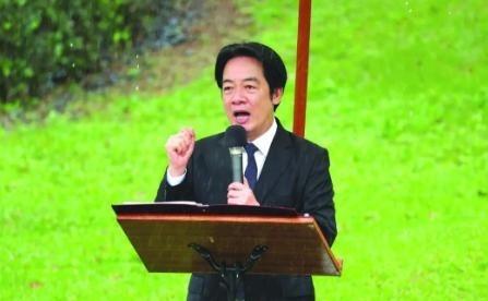 赖清德出来回应了！在我们发布十项惠台政策之后，他在台湾地区领导人办公室记者会上声