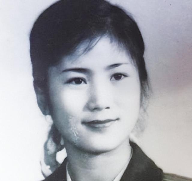 1973年一位广西女子自称是毛主席的女儿，工作人员认为对方是骗子，毛主席却连忙表