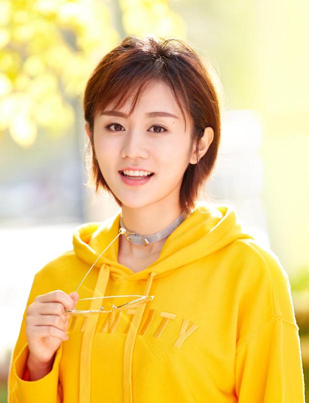 36岁知名女演员曹琦突然宣布离婚，这场婚姻风波的焦点，并不是明星光环，而是她公开