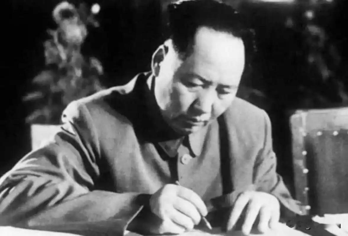 1948年5月，河北阜平县的刑场弥漫着肃杀之气。

曾亲手击毙日军“山地战专家”