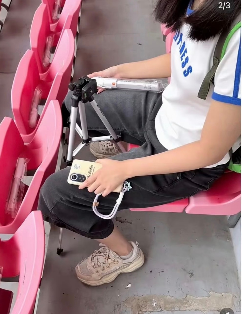 看得我好累。这照片里加什么了 