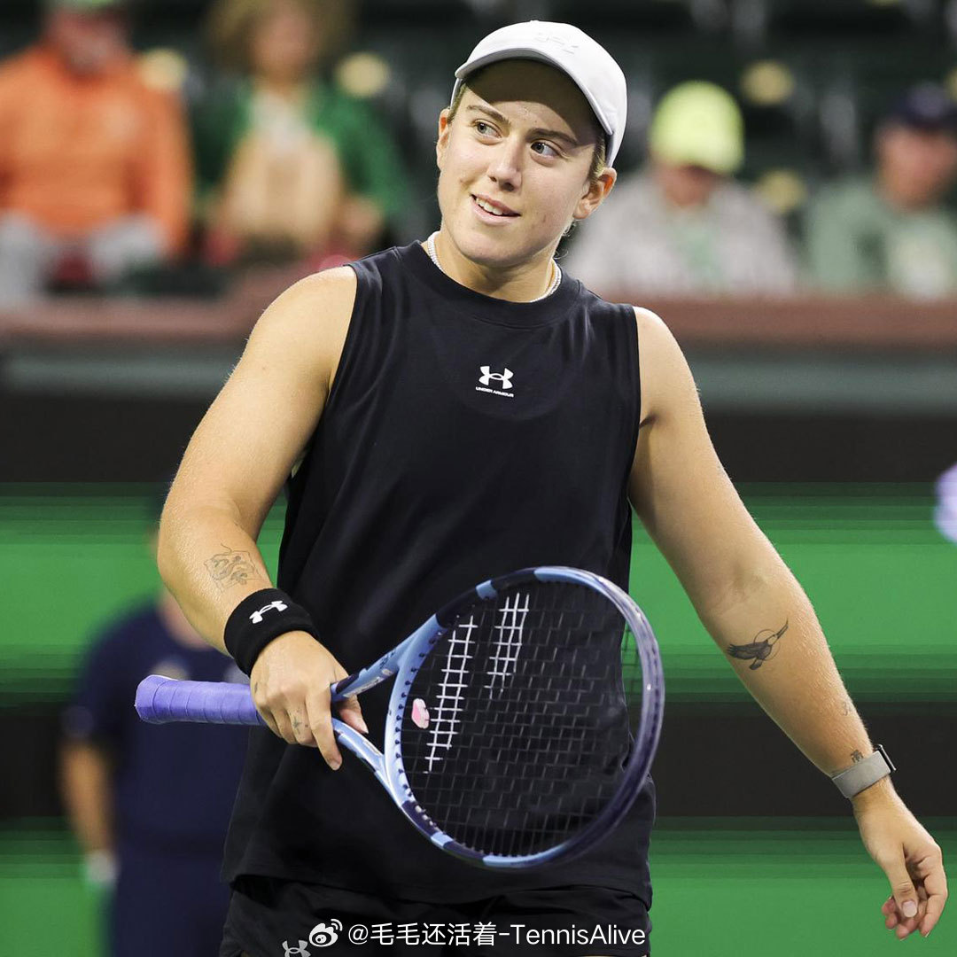 【四字形容】凯斯不敌卡塔尔卡塔尔2-6 6-2 6-3凯斯打进印第安女单16强。