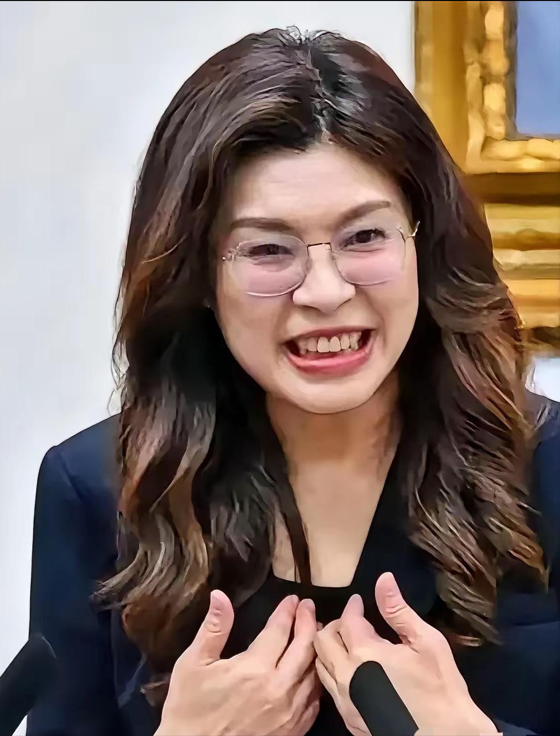 前脚在南京中山陵缅怀国父高喊坚守统一理想圈粉无数，仅隔两个月郑丽文受访竟直接说两