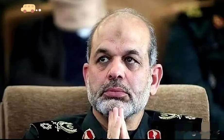 伊朗政权变天了！
4月23日，据《纽约时报》消息称，伊朗革命卫队已经完成对该国军