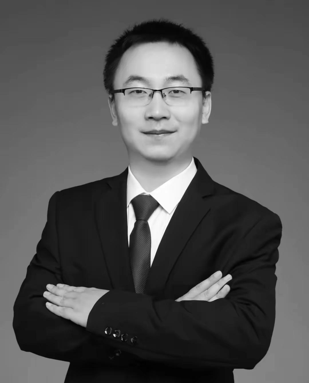 山东财经大学教授、博导、山东金融发展研究院院长刘海明教授突发疾病，送医后经全力抢