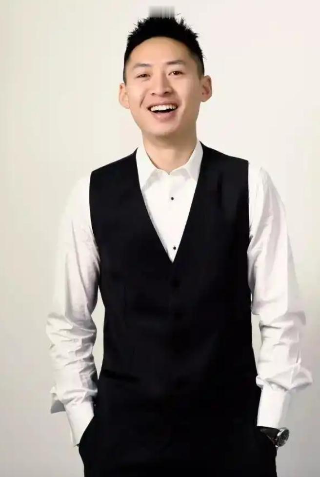 给多少钱都不回来了 阔别赛场八年后，前国乒世界冠军方博的职业生涯迎来意外转向
2