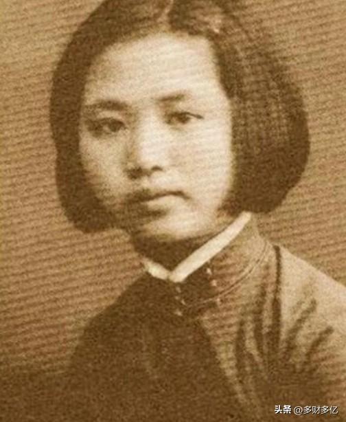 1942年孕肚女战士闯上海敌区！战火生子，外公取名藏尽血泪家国！
 
1942年