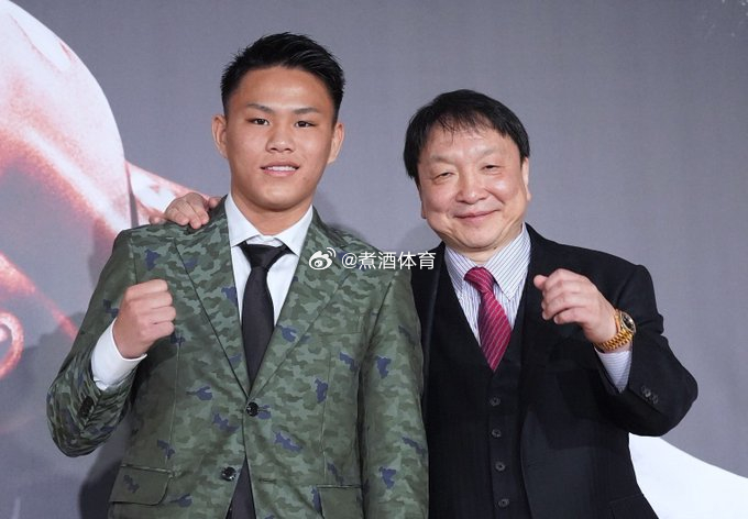 拳坛速递 曾六度夺得全国冠军，业余生涯保持49胜0负的完美战绩 的 藤木勇我Yu