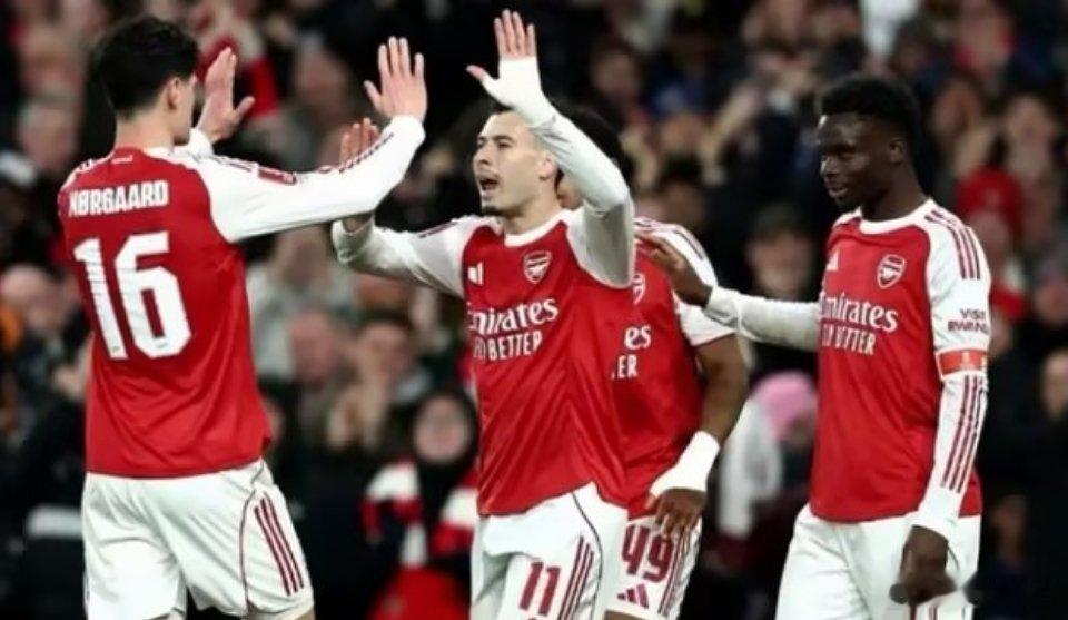 足总杯第4轮的一场比赛展开争夺，阿森纳在主场迎战维冈竞技。阿森纳在联赛取得17胜