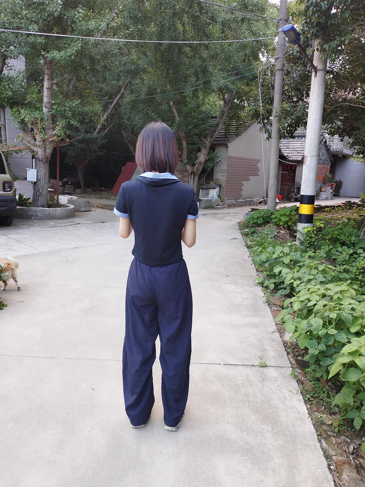 现在男女平等，越来越多的男性愿意子女随母性。现在基本上有三种婚姻：一是随父姓。二