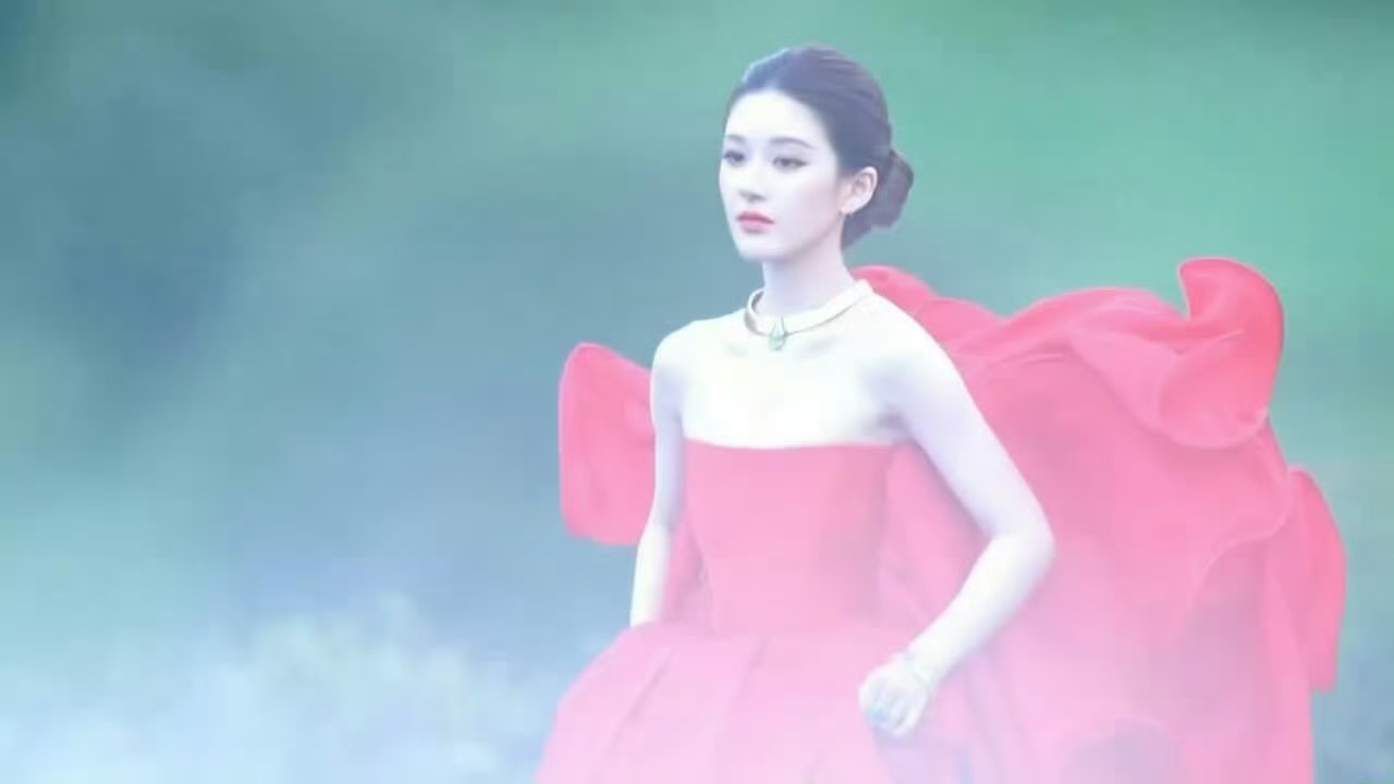 许我耀眼 现实版今晚看老露赢麻了！ 