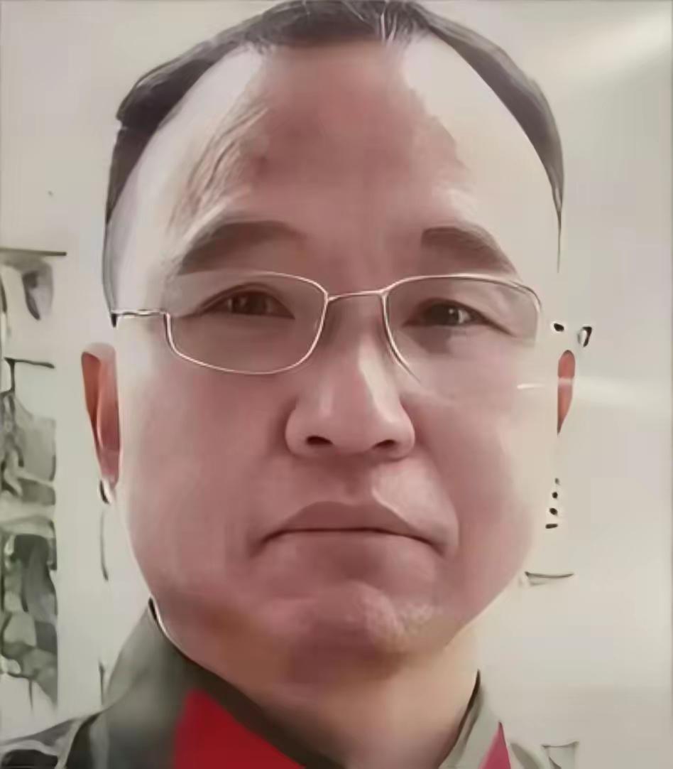 李陶雄现在八十多了，住在广西一个老家属院。

当年从棺袋里抬出来那回，医生说他能