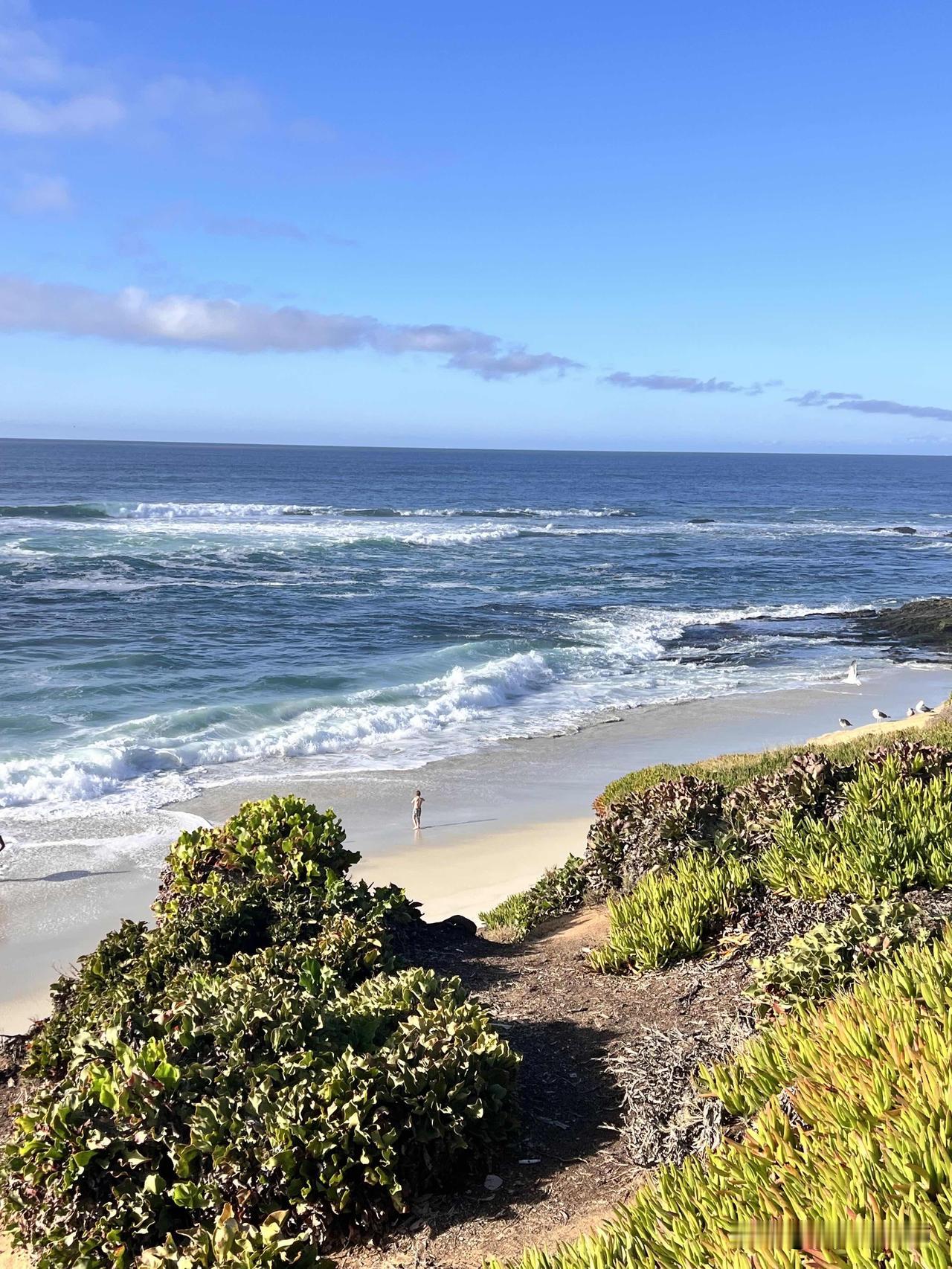 我发现不发火真的不行
最近有种强烈不适感是，我曾经非常笃定的一套“好好说话就能解