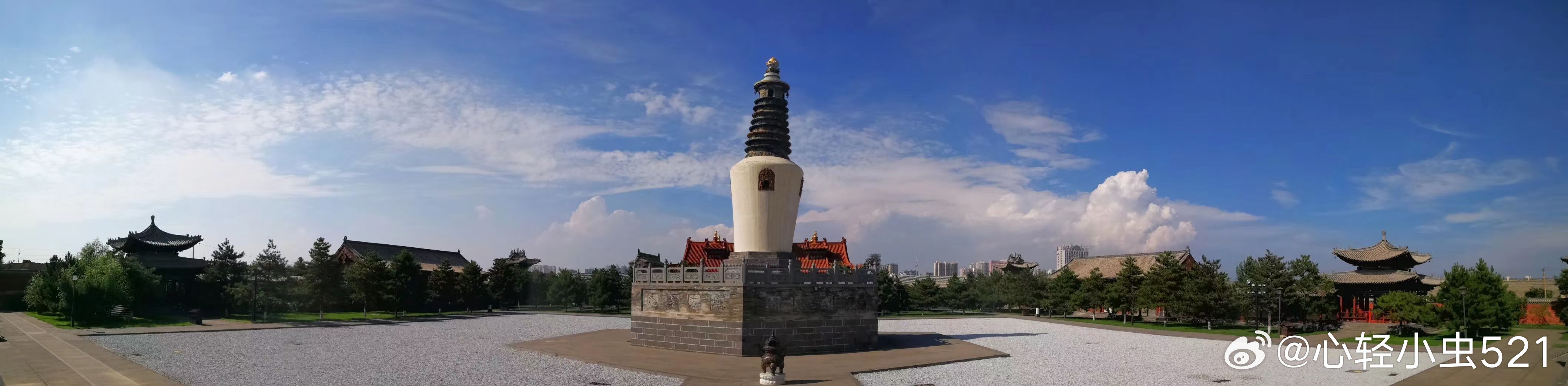 如果今天过的很顺心，要感恩。如果今天过的很不顺心，要放下。人不是只拥有今天一天，